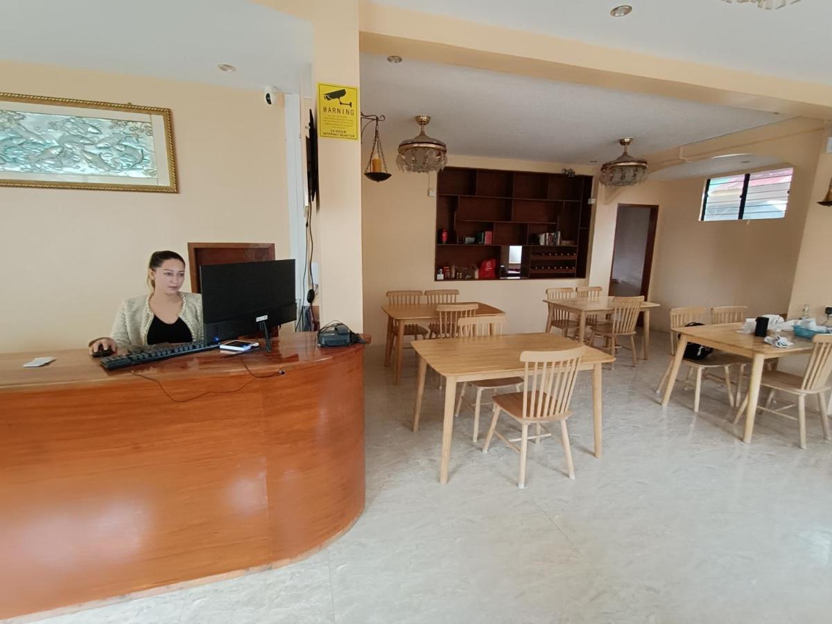 Speed 8 Inn Moalboal Bagian luar foto