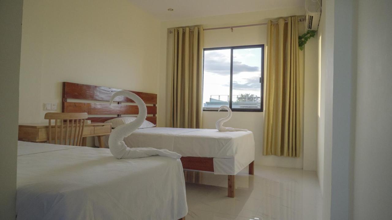 Speed 8 Inn Moalboal Bagian luar foto